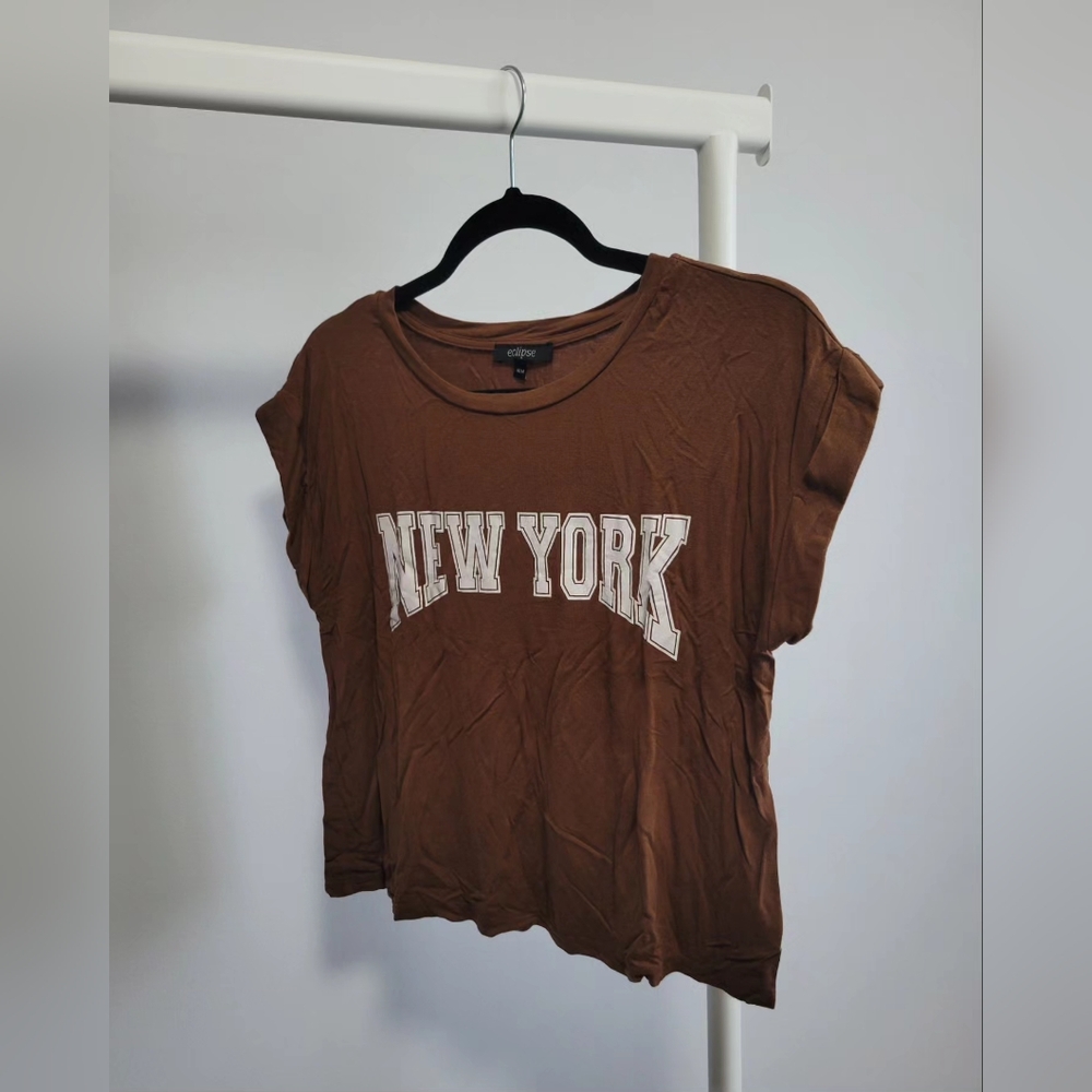 Eclipse "New York" graphic tee